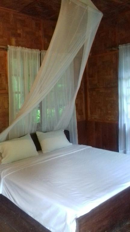 Ning Ning Guesthouse Muang Ngoi Exterior photo